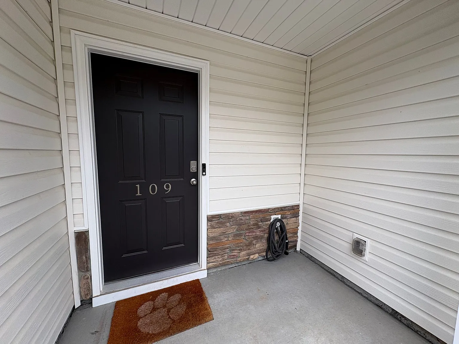 109 Oakmont Valley Trail, Seneca — Photo 3