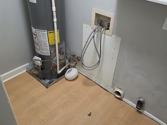 5th image of 301 S Border St #F