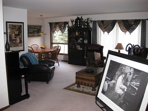 Living Room to Dining area