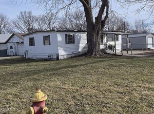 101 Chestnut St, La Monte, MO 65337