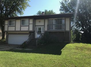 271 Oxford Ln, Bloomingdale, IL 60108