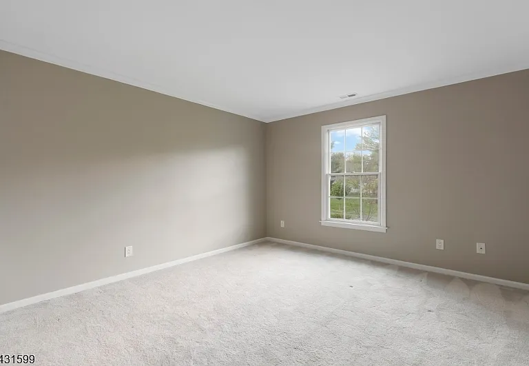 24 Spring Valley Blvd — Photo 15