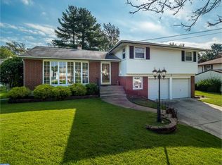 3 Darby Ln, Cherry Hill, NJ 08002