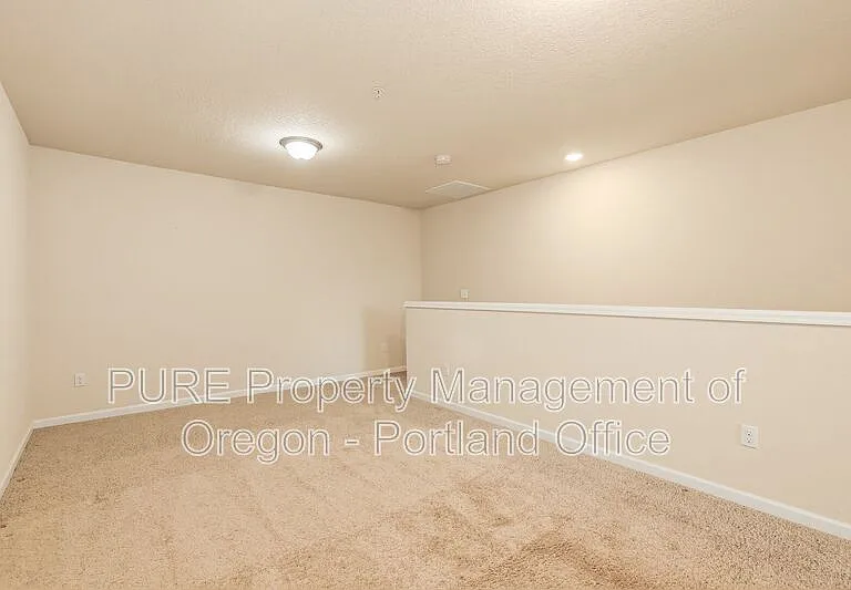 6714 NW 158th Ave — Photo 25