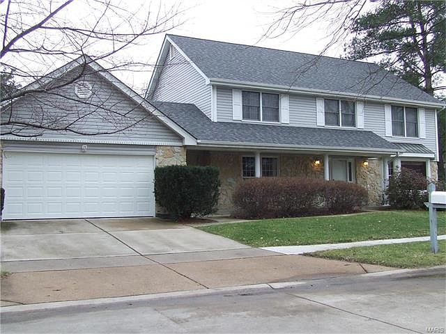 1st image of 640 Sunbridge Dr