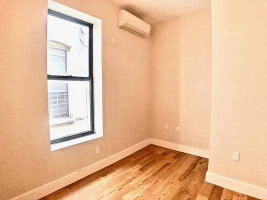 Rented by Bohemia Realty Group | media 17