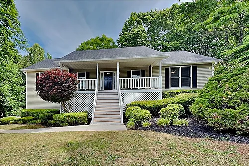 260 Wellington Walk Photo 1