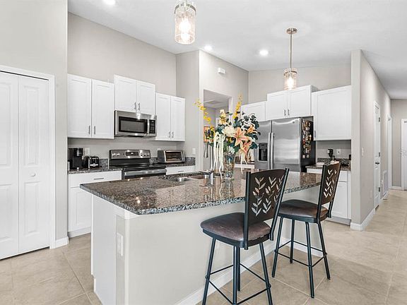 3rd image of 15477 MILLER CREEK DRIVE