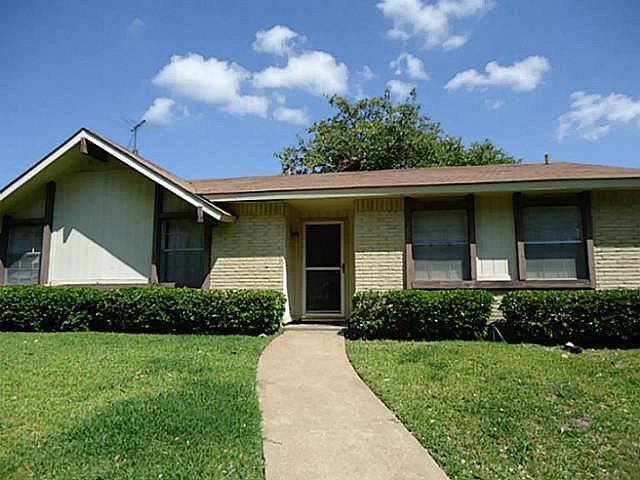 1st image of 1408 Everglades Dr