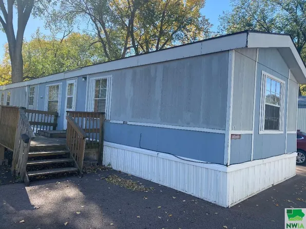 447 N Plum St Lot 11, Vermillion, SD 57069