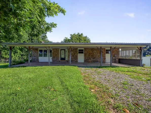 5267 E Green Hill Rd, Rock Island, TN 38581