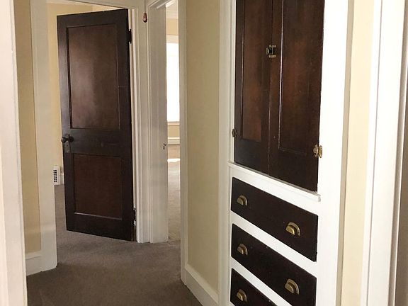 3rd image of 2131 Lewis Dr #2
