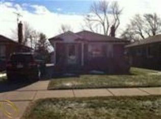 20312 Frazho St, Saint Clair Shores, MI 48081