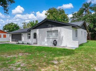 305 Lark Ave, Sebring, FL 33870