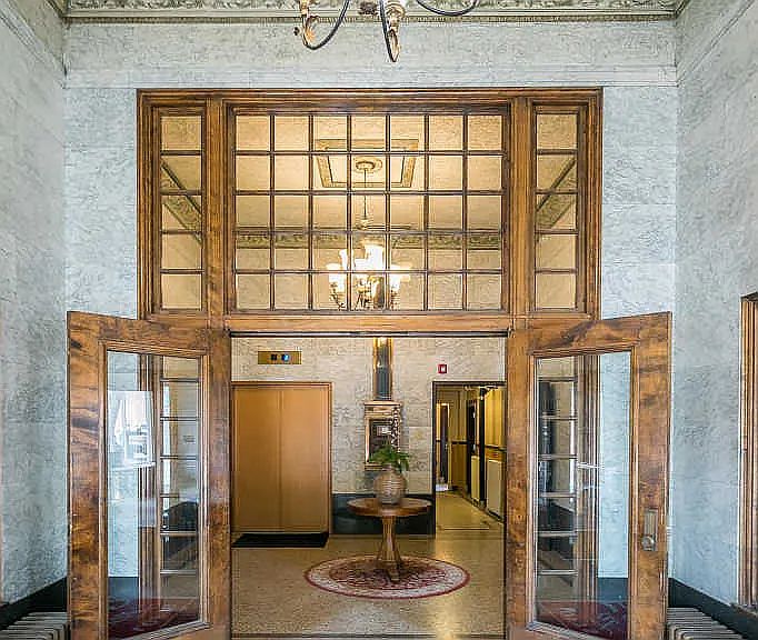 1st image of 503 1st Ave N Suite 202