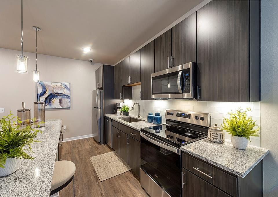 15915 Kingfield Dr Houston TX Zillow