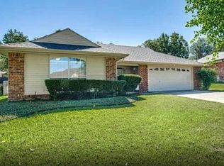 910 N Fannin St, Rockwall, TX 75087
