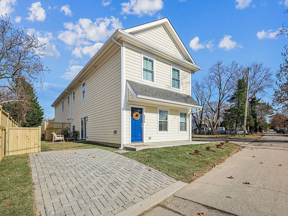Off Street Parking with Pavers