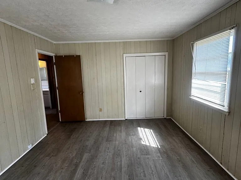 1705 Windover Rd — Photo 12