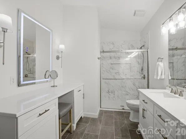 16917 Doe Valley Ct, Cornelius, NC 28031