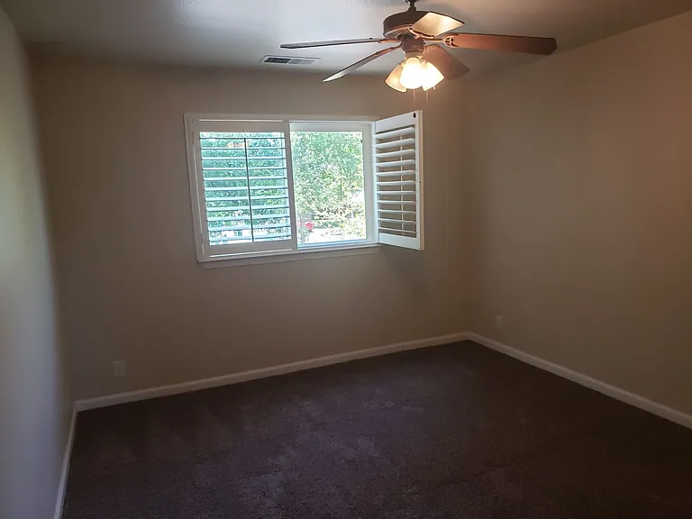 579 Morgan Drive — Photo 13