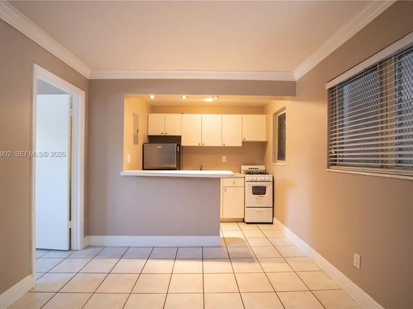 1014 Salzedo St APT 101, Coral Gables, FL 33134