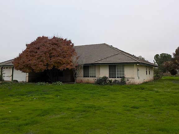 2nd image of 37964 Myrtlewood Dr