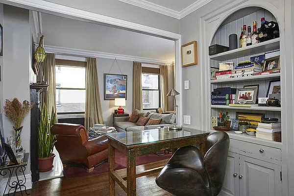Sold by Stribling | media 5