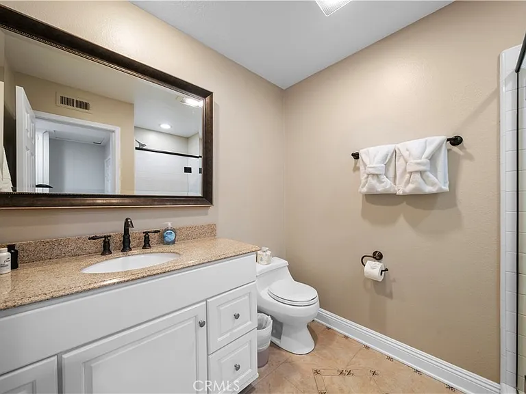 478 E Yale Loop — Photo 26