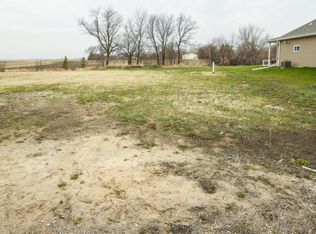 112 Riverwood Dr, Harwood, ND 58042