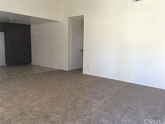4th image of 422 E 7th St APT C