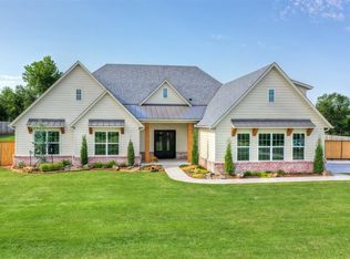 612 E Coffee Creek Rd, Edmond, OK 73034