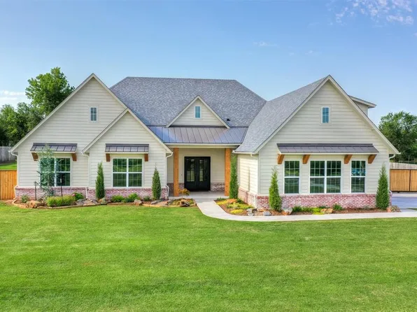 612 E Coffee Creek Rd, Edmond, OK 73034