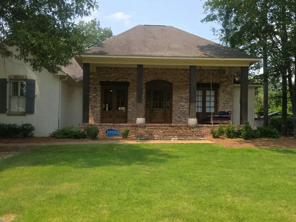 125 Knightsbridge Dr, Madison, MS 39110