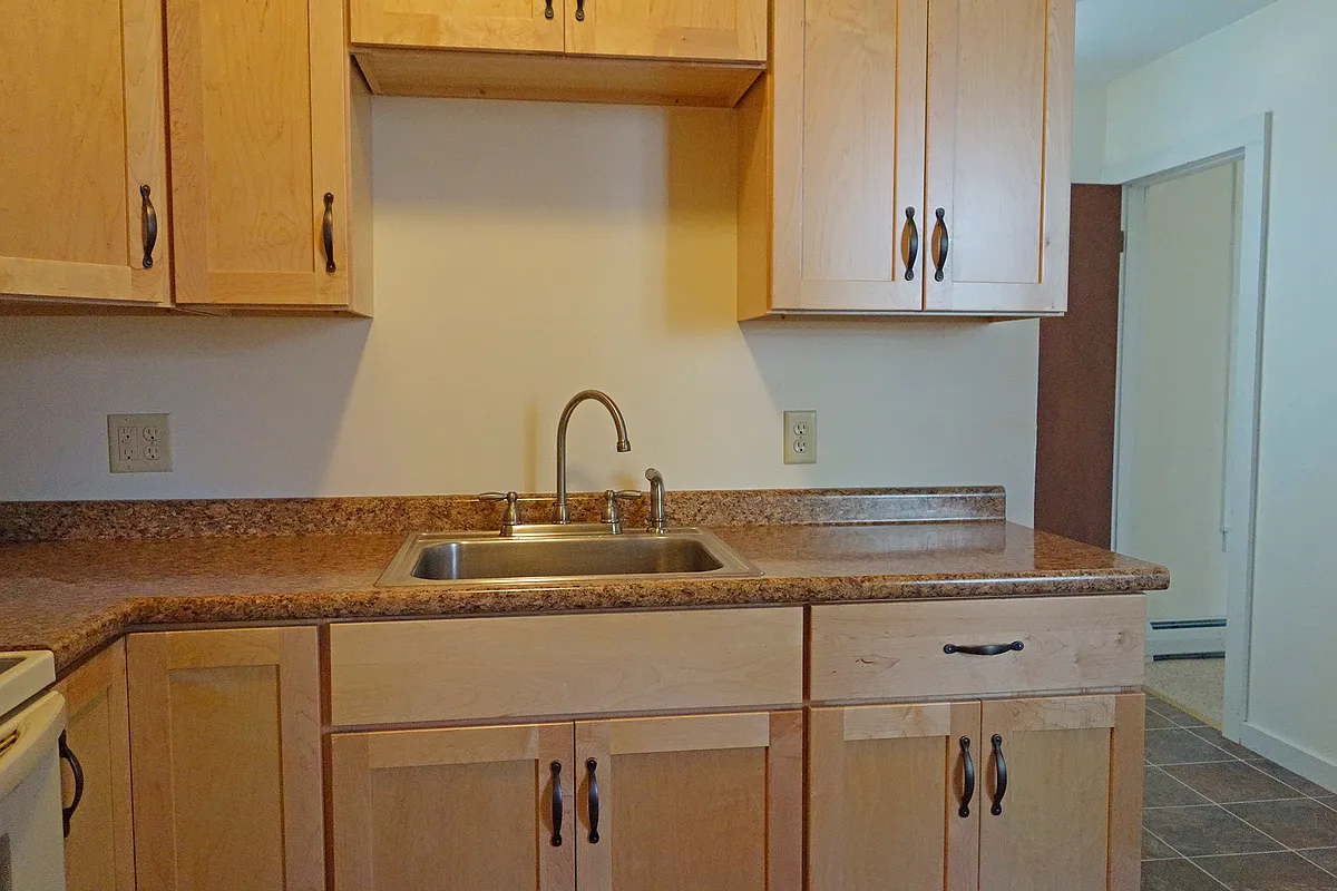 Building Photo - 256 Washington St #3