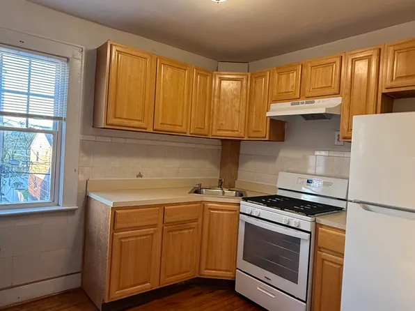 152 Bathurst Ave Floor 2, North Arlington, NJ 07031