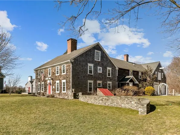 123 Massasoit Ave, Barrington, RI 02806