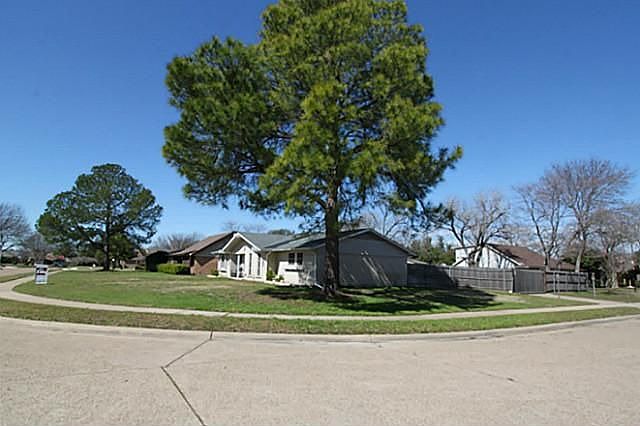 1st image of 1305 Berkeley Dr