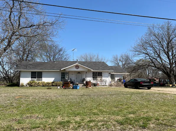 2100 Old Marlin Rd, Waco, TX 76705