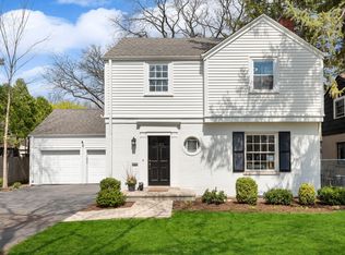 1103 Willow Rd, Winnetka, IL 60093