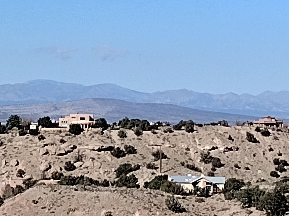 1st image of 66 Yucca Ln