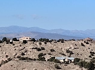 66 Yucca Ln, Placitas, NM 87043