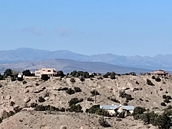 66 Yucca Ln, Placitas, NM 87043