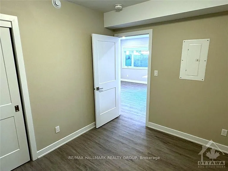 320 Mona Ave #B — Photo 14