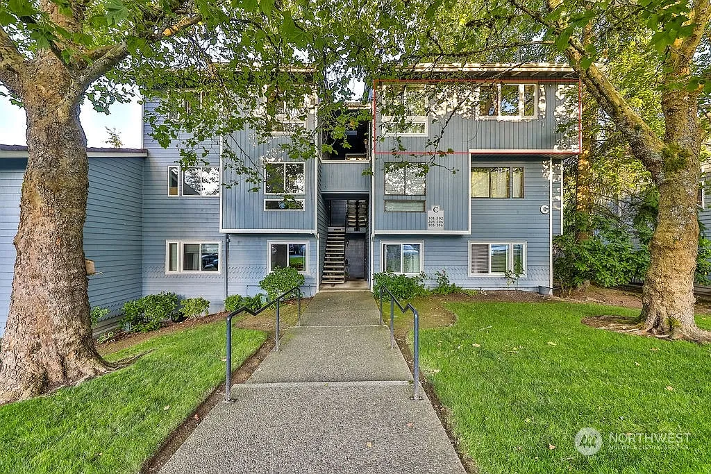 4118 SW 212th Street #C302 photo 1