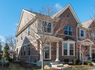 2145 Apple Hill Ln, Buffalo Grove, IL