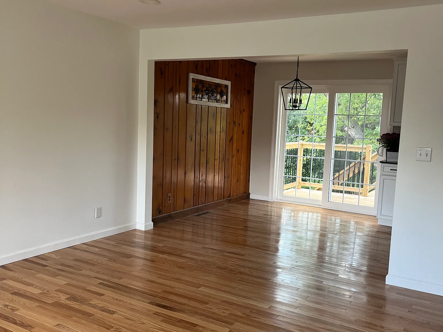 3 bed, 1600 sqft, $2,300 — Photo 3