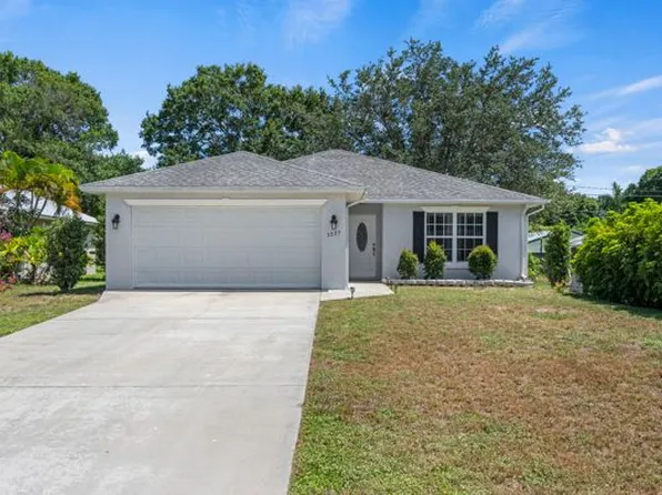 3225 3rd Pl, Vero Beach, FL 32968