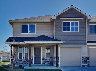 218 Lily St, Blue Springs, MO 64014