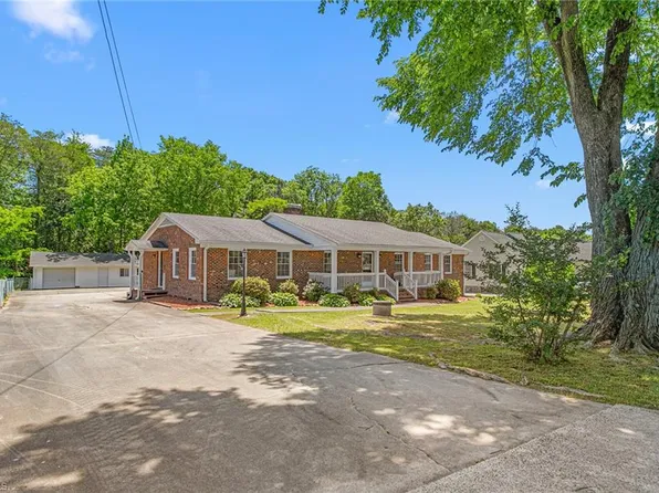 1244 Lawndale Rd, Graham, NC 27253